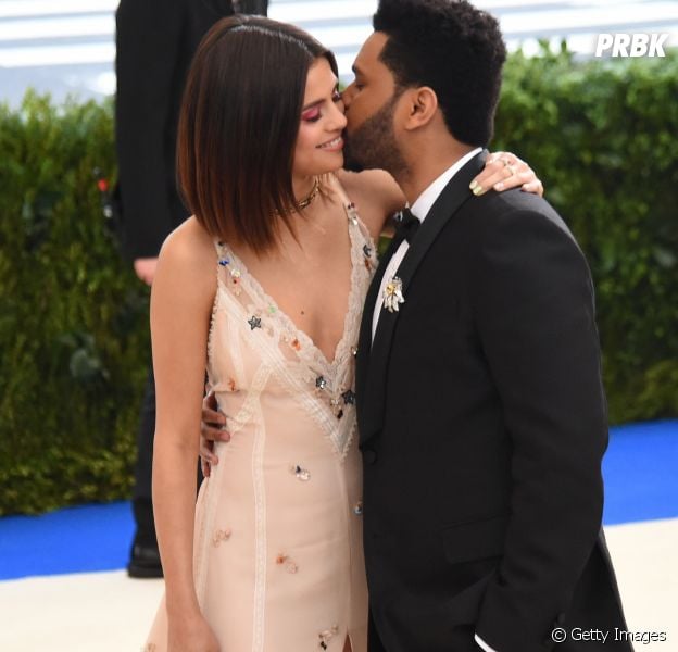 Selena Gomez e The Weeknd namoraram por quase um ano, mas o relacionamento chegou ao fim em 2017