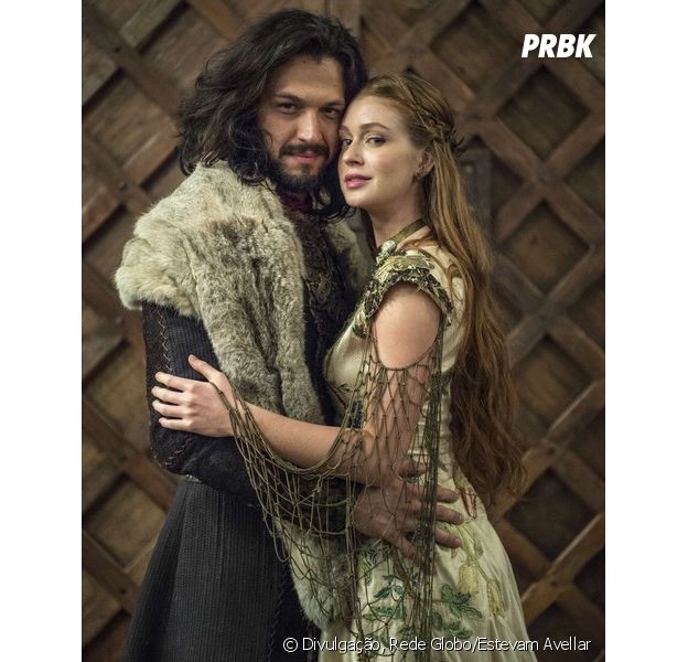 Amália (Marina Ruy Barbosa) e Afonso (Romulo Estrela) caracterizados para o último capítulo de "Deus Salve o Rei".