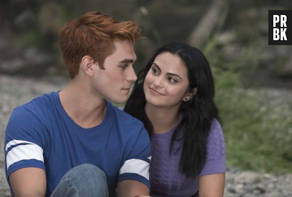 Em "Riverdale", será que Archie (KJ Apa) e Veronica (Camila Mendes) estão bem?