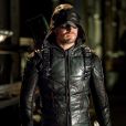 Oliver Queen (Stephen Amell) passa por momentos tensos em novo teaser da 7ª temporada de "Arrow"