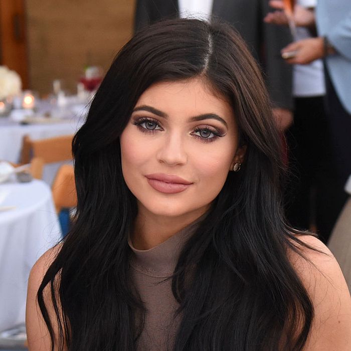 Kylie Jenner é superada por ovo na foto mais curtida do Instagram