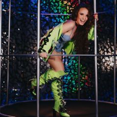 A Larissa Manoela comemorou os 18 anos com muitas lágrimas e, claro, muito funk