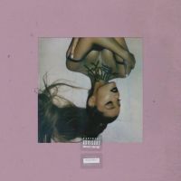 Temos novo hinário! Ariana Grande lançou o "thank u, next" e os fãs começaram essa sexta comemorando
