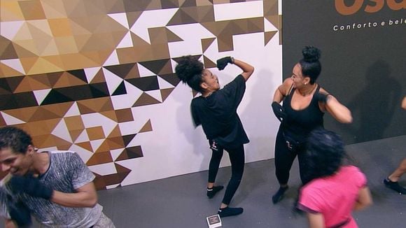 Prova de agilidade tornou Gabriela a nova Líder no "BBB19" e não faltou comemoração!