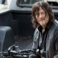 Daryl (Norman Reedus) e Carol (Melissa McBride) saem em busca de novo lugar para ficar em "The Walking Dead"