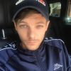 Antes de lançar clipe de "Two of Us", Louis Tomlinson diz que não está preocupado com números