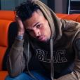 Chris Brown já foi acusado de agredir várias mulheres