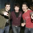 Jonas Brothers prometem que o documentário "Chasing Happiness" terá cenas inéditas do inicio da carreira até se tornarem sucesso mundial
