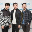 Jonas Brothers: "Blood" promete relatos intimistas sobre a vida dos irmãos