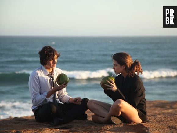 Bianca (Bruna Hamú) vai conhecer um gato em "Malhação"!