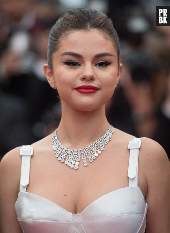 Selena Gomez explica motivo para ter demorado a voltar para a música: "Precisei de 4 anos para até mesmo me sentir em um lugar bom"