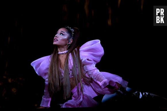 Ariana Grande lança clipe de "In My Head" de surpresa