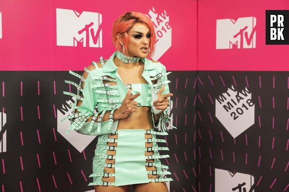 Pabllo Vittar manda mensagem inspiradora para fãs em entrevista: "Acredite, você vai realizar seus sonhos”