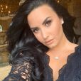 Demi Lovato mostra que tem orgulho do seu corpo e posta foto sem retoques com direto a textão empoderador