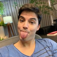 Felipe Neto e como todo dinheiro e fama do mundo o levaram à depressão