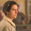 "Riverdale": fã acredita que acontecimentos da cidade são de livro de Jughead (Cole Sprouse) e não a realidade!