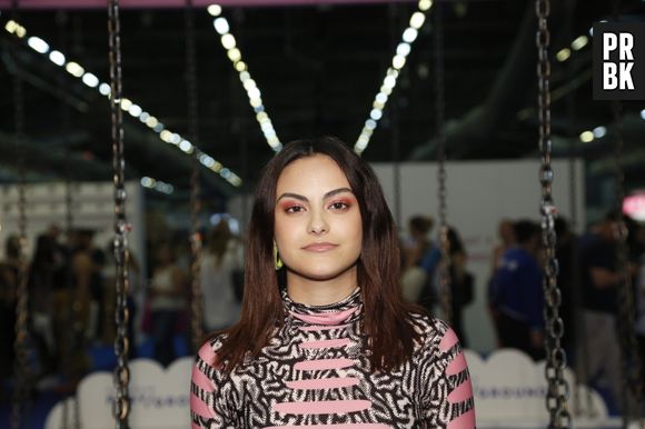 Camila Mendes teve que "melhorar aparência" para conseguir entrar em "Riverdale"