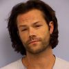 Jared Padalecki, de "Supernatural", foi preso por agressão