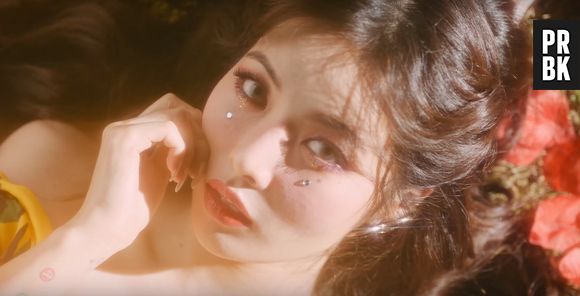 Vem ver o comeback da HyunA e do Dawn com "FLOWER SHOWER" e "MONEY"