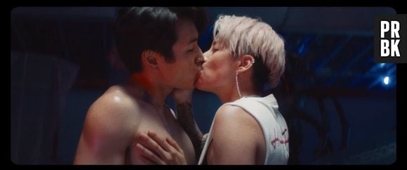 Amber Liu faz pegação em "Other People" e os fãs não estão sabendo lidar com a cena