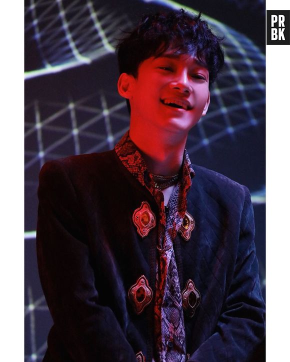 O Chen vai ser papai! Integrante do EXO anuncia que vai se casar e site afirma que noiva está grávida