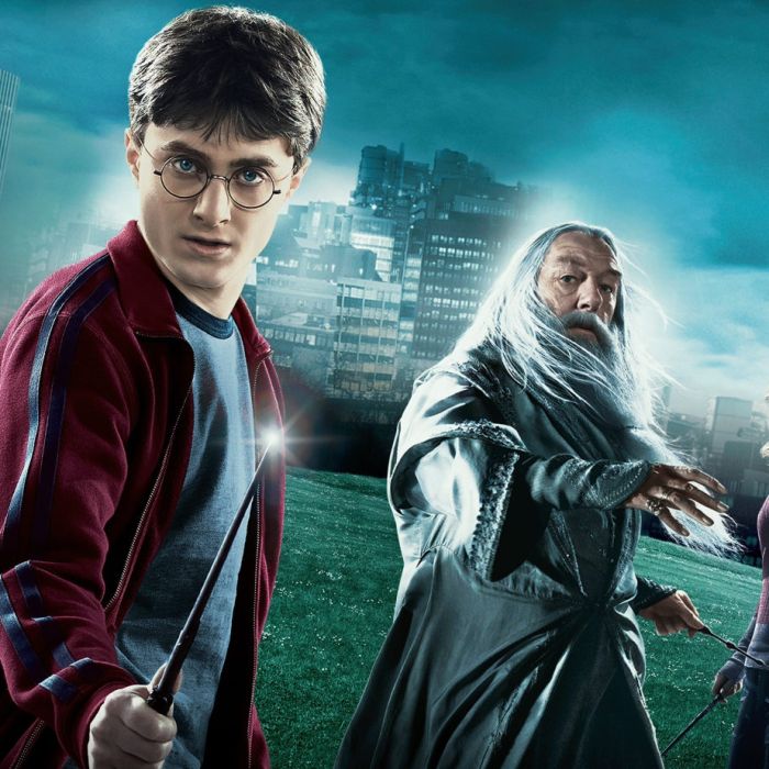 Novo site do &quot;Harry Potter&quot; é lançado para incentivar as pessoas a ficarem em casa
  