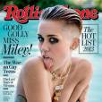 Rebelde, tatuada e de topless, Miley Cyrus é a capa da nova edição da revista "Rolling Stone". A publicação divulgou as fotos da popstar nesta terça-feira (dia 24).