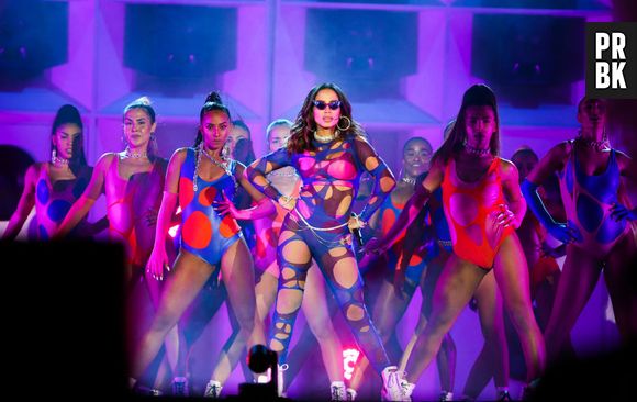Anitta relata estupro que vivenciou aos 14 anos em documentário da Netflix