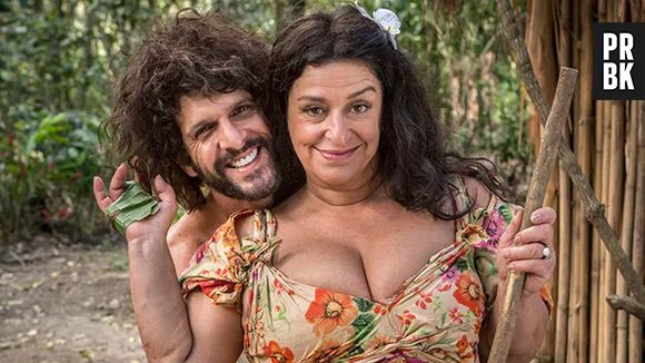 "Haja Coração": quem lembra da história da Teodora (Grace Gianoukas), que foi parar numa ilha e ficou com um cosplay de Tarzan?