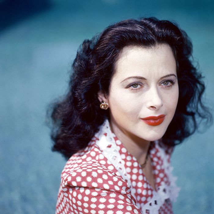 Mulheres pagadas pelo patriarcado: Hedy Lamarr possibilitou o desenvolvimento do Wi-fi - Purebreak