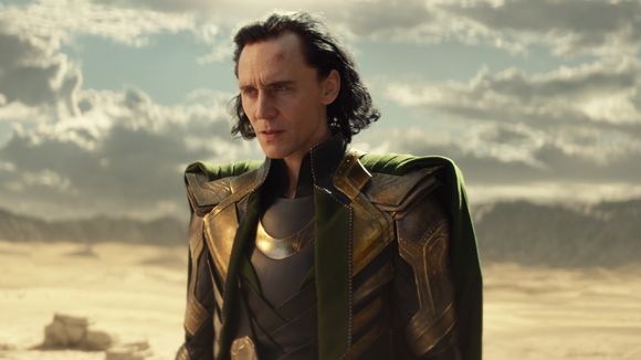 Entenda quem foi D.B. Cooper e sua relação com "Loki" no 1º episódio da série