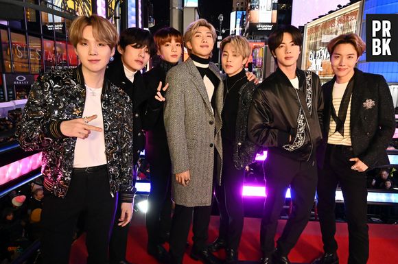 RM é líder do grupo de K-pop BTS, formado também por Jin, Suga, J-Hope, Jimin, V e Jungkook