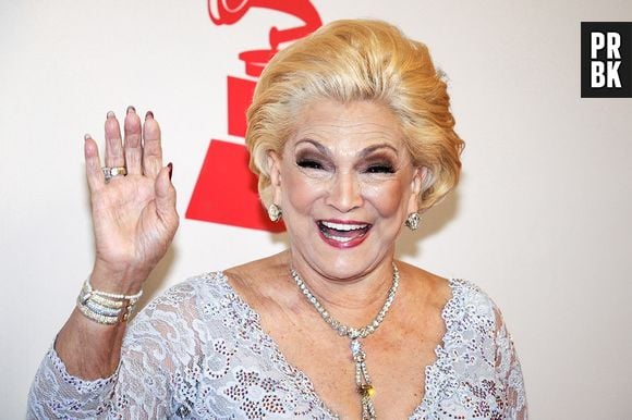 Hebe Camargo estava no lançamento da primeira emissora de televisão brasileira, a TV Tupi