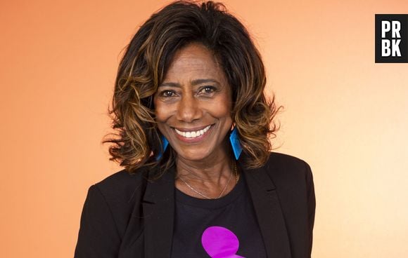 Glória Maria, um dos grandes nomes da antiga geração, fez um enorme sucesso com a geração atual quando fumou ganja com uma comunidade rastafári da Jamaica