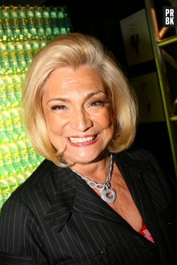 Hebe Camargo, uma das famosas da velha guarda mais queridas, já defendia os direitos da comunidade LGBTQIAP+ nos anos 80