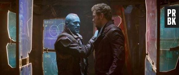 Apesar de Peter e Yondu não terem uma relação de pai e filho, Yondu se sacrifica para salvar a vida do Senhor das Estrelas em "Guardiões da Galáxia: Vol. 2" (2017)