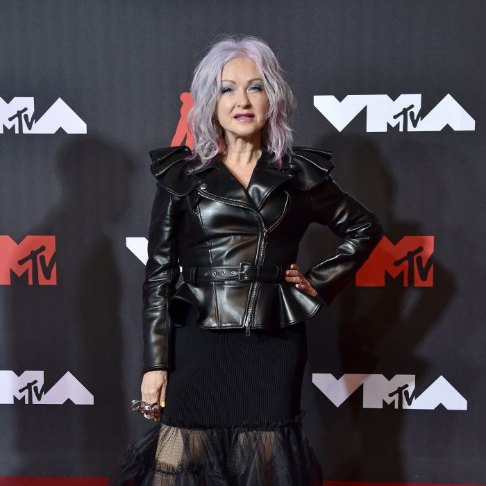  VMA 2021: Cyndi Lauper, cantora de &quot;Girls Just Wanna Have Fun&quot;, discursou no palco 