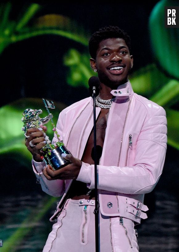 Lil Nas X convidou diretor da "Southern AIDS Coalition" para o palco do VMA