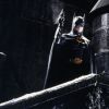 Michael Keaton deu vida à versão do anti-herói dos filmes dirigidos por Tim Burton. Eles contavam com vilões incríveis, como Coringa (Jack Nicholson), Pinguim (Danny Devito) e Mulher-Gato (Michelle Pfeiffer)