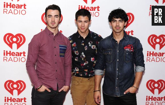 Jonas Brothers mencionaram Taylor Swift algumas vezes na semana
