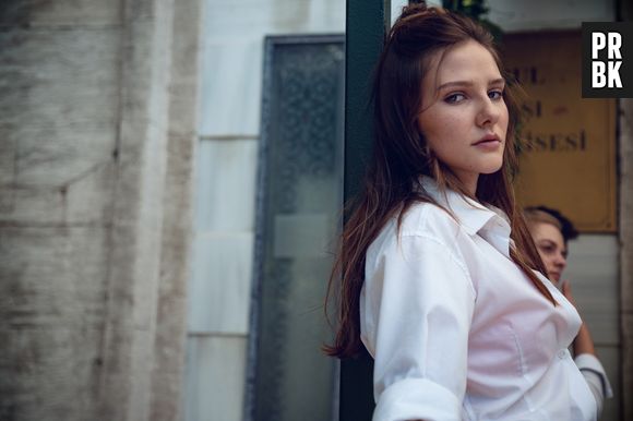 "Love 101": Alina Boz vive a personagem Eda