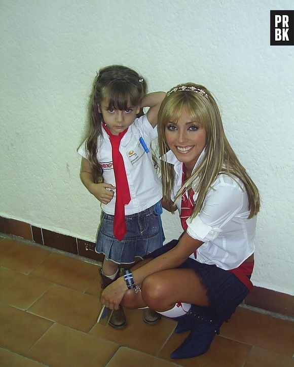 Azul Guaita é fã de Anahi, a Mia Colucci de "Rebelde" original