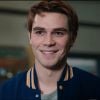 KJ Apa falou para a NME  sobre a transformação em Archie Andrews: "A maior mudança para mim é que ele não está tão indeciso. Um dos seus maiores defeitos de caráter nas primeiras temporadas era que ele não conseguia se decidir sobre as coisas: futebol, música, [suas namoradas] Betty e Veronica."