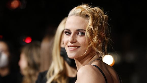 Kristen Stewart foi "aconselhada" a não se assumir gay para conseguir "papéis maiores"