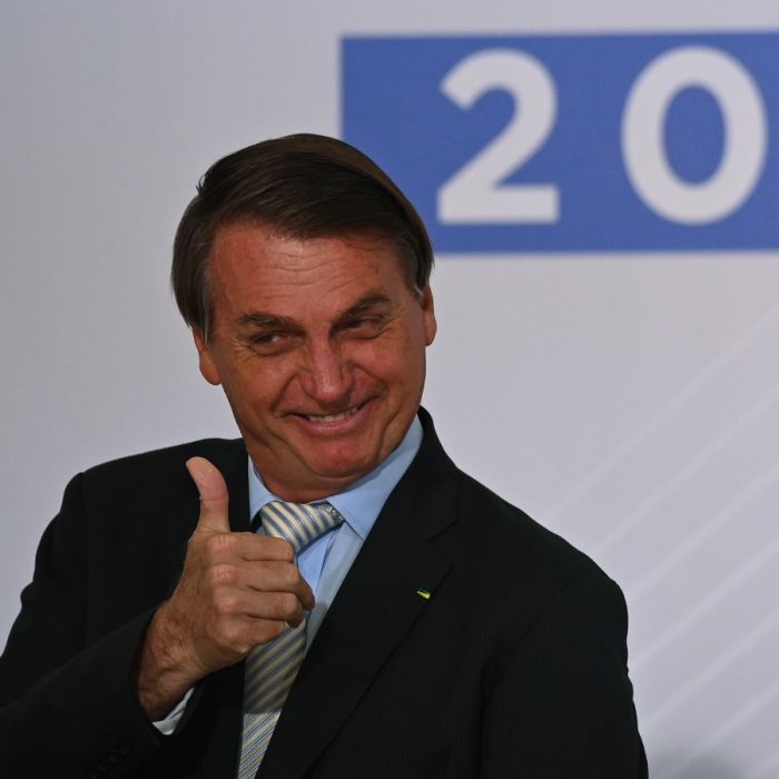 Bolsonaro afirma que ENEM &quot;terá a cara do governo&quot;