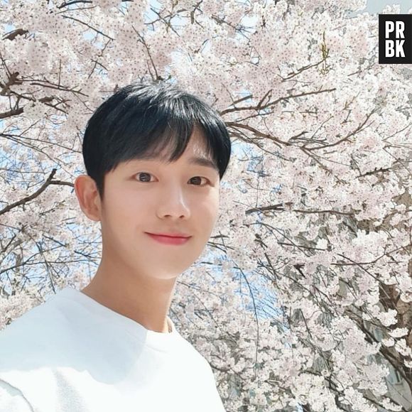 Jung Hae In atua com Jisoo, do BLACKPINK, em "Snowdrop"