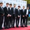 BTS: os ternos fazem parte do estilo do grupo