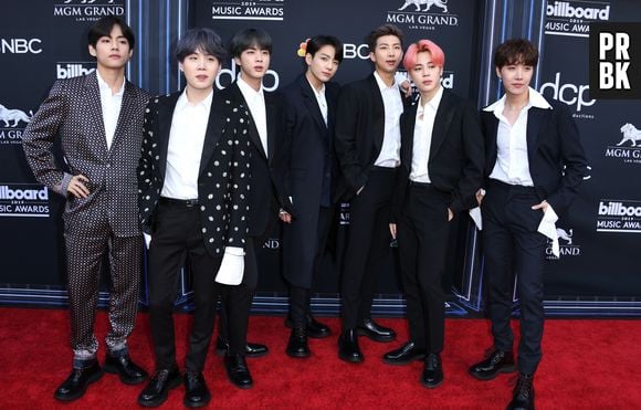 BTS: os looks de terno do BTS são basicamente incríveis