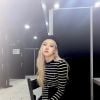 Rosé, do BLACKPINK: boina e look preto e branco são super elegantes