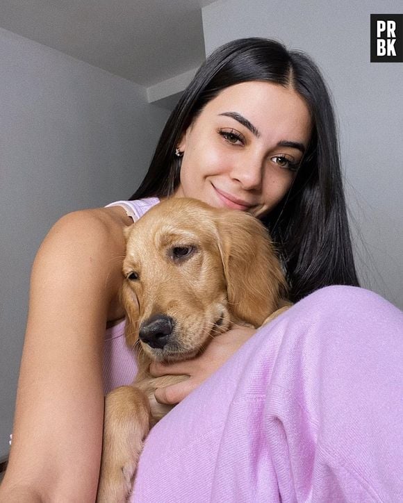 Sabina Hidalgo e namorado têm um cachorro juntos